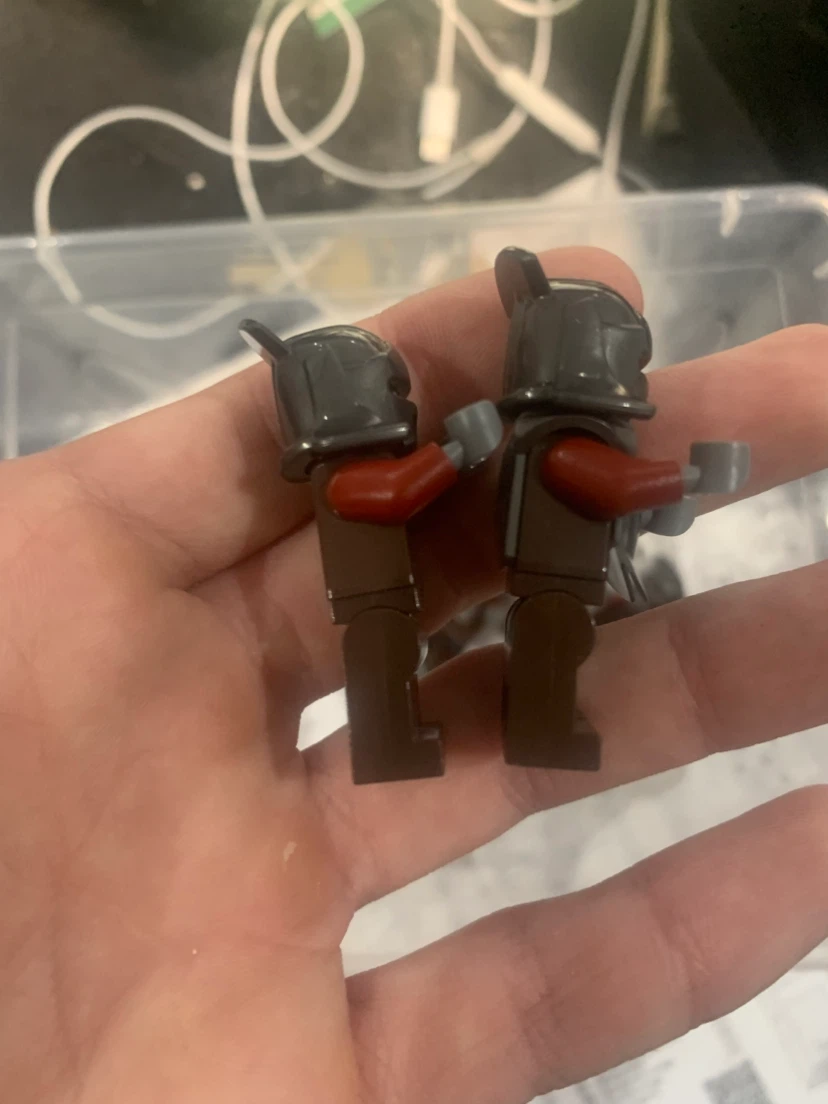 LEGO URUK HAI MINIFIG LOT - photo 4