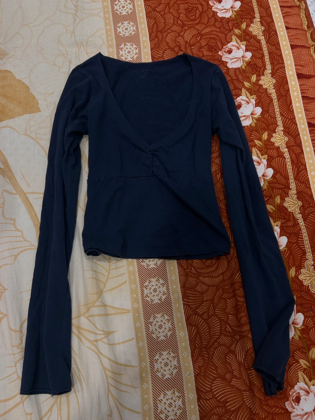 Brandy Melville Navy Long Sleeve Top - photo 2