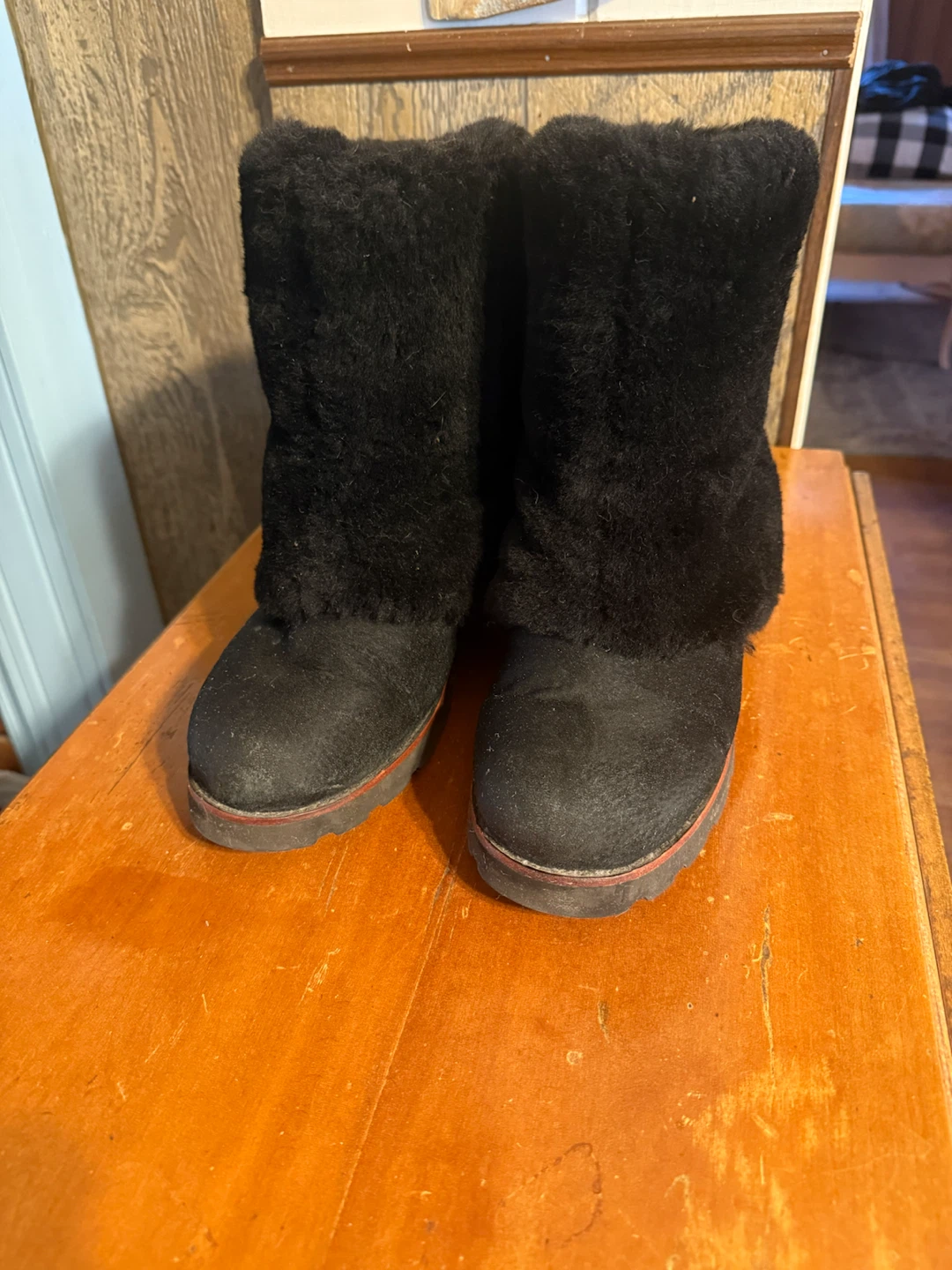 Women’s size 10 Ugg boots