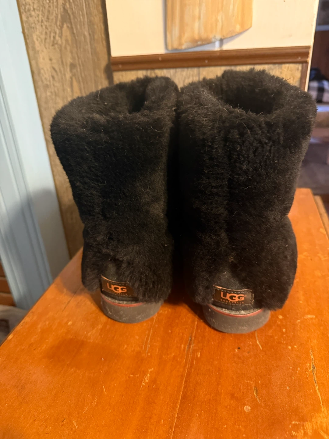 Women’s size 10 Ugg boots - photo 2
