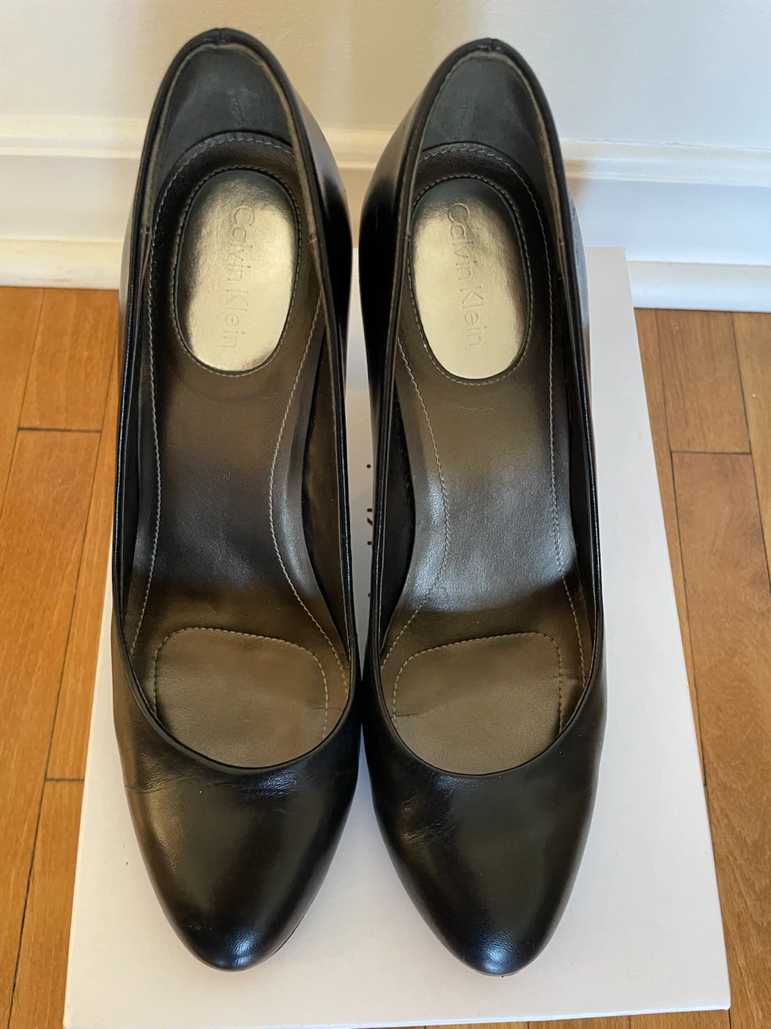 Calvin Klein Black Leather Heels - photo 4