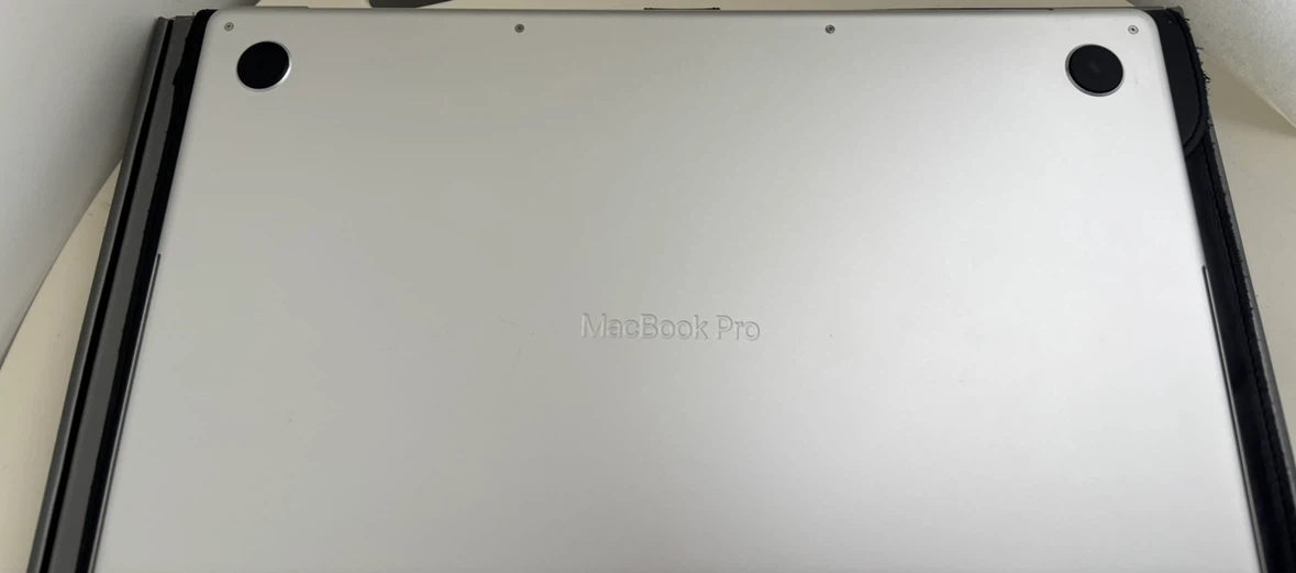 Apple MacBook Pro 16-inch 2021 M1 Pro - photo 4