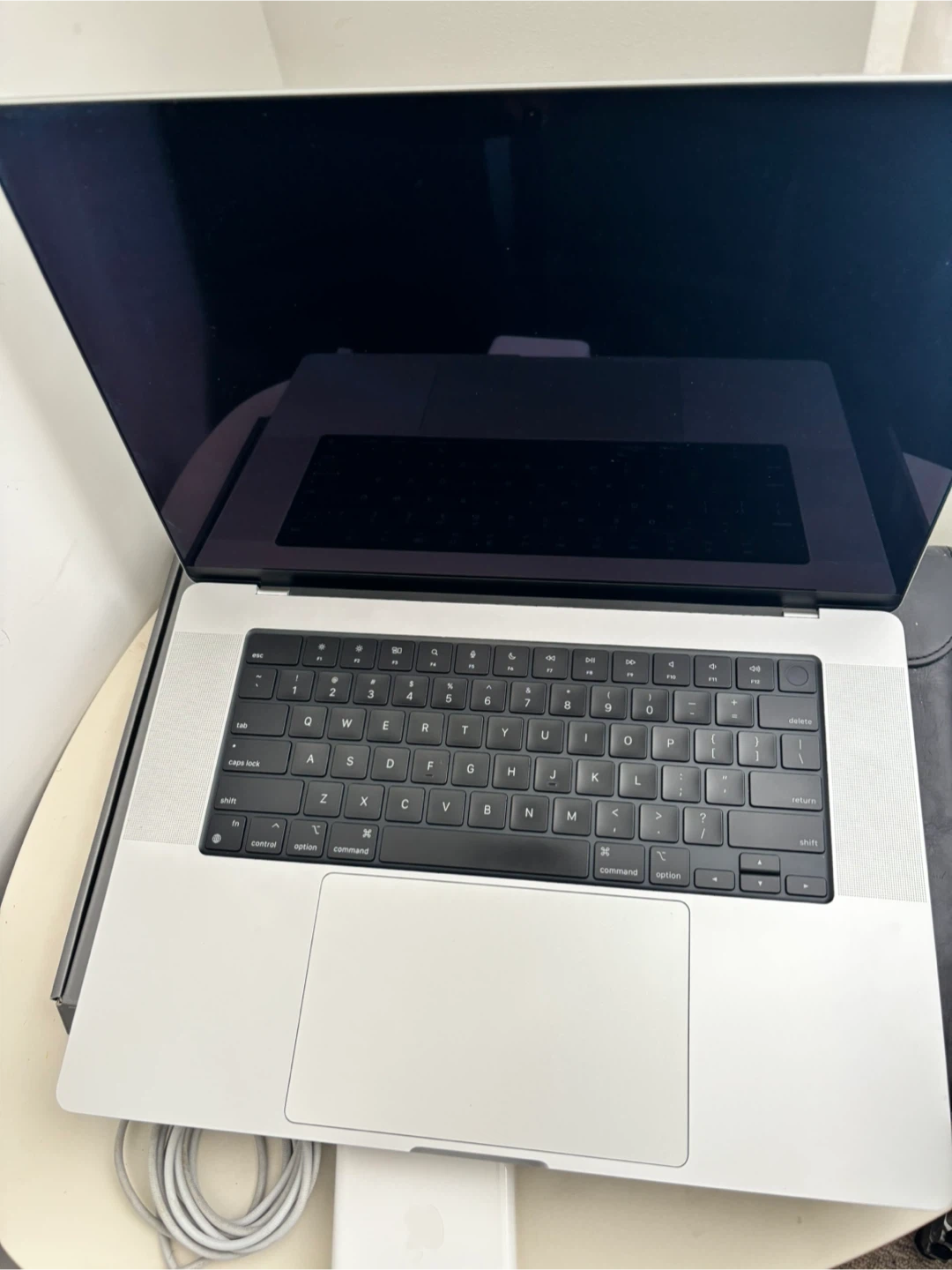 Apple MacBook Pro 16-inch 2021 M1 Pro - photo 5