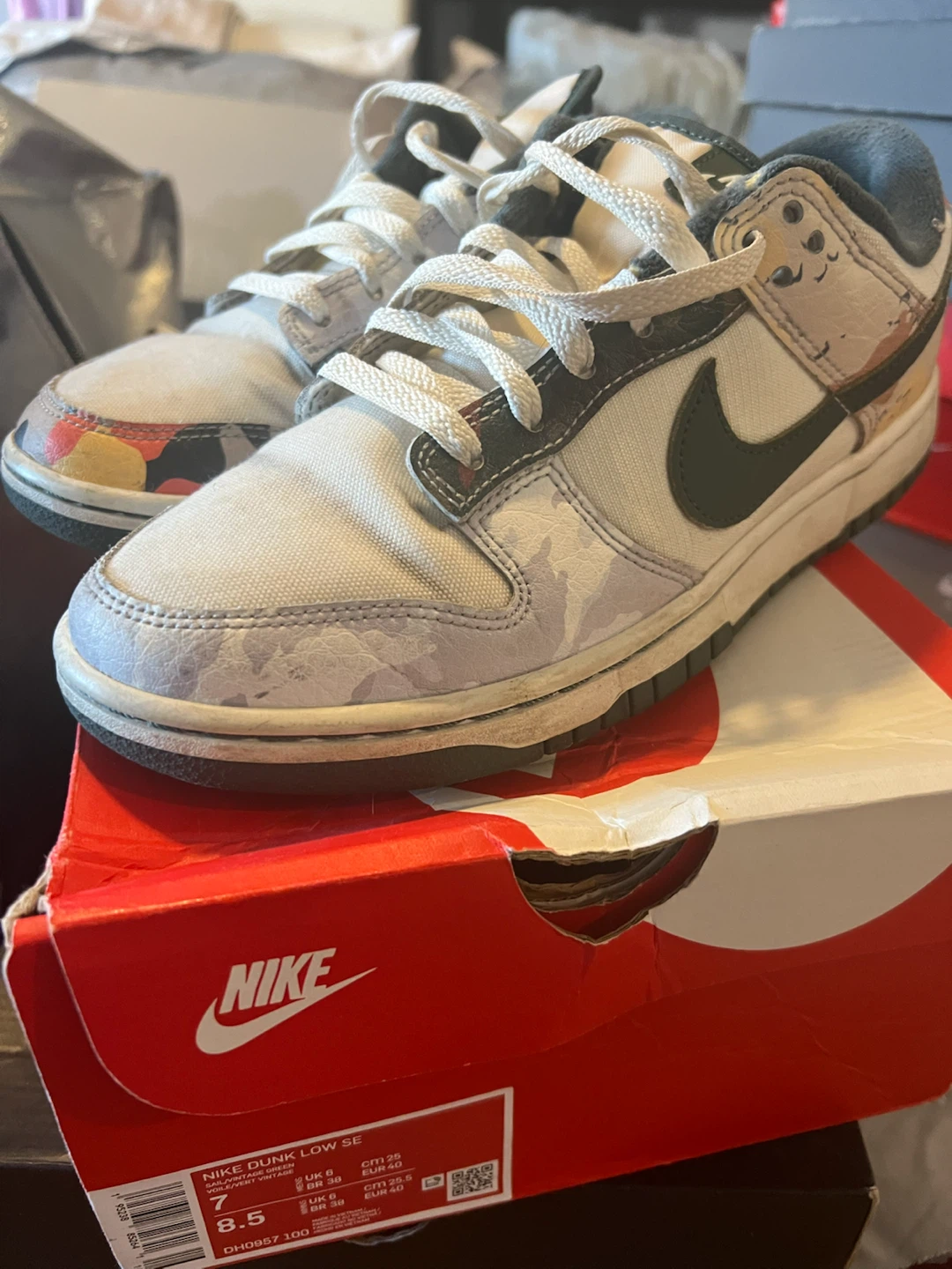 Nike Dunk Low SE Sail/Vintage Green