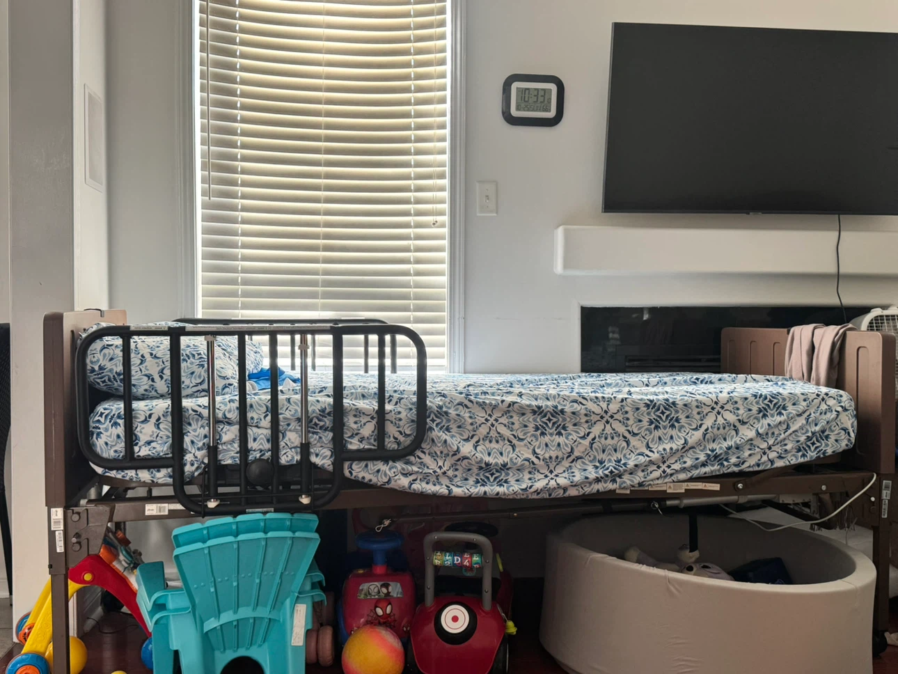 Electric hospital bed with mattress