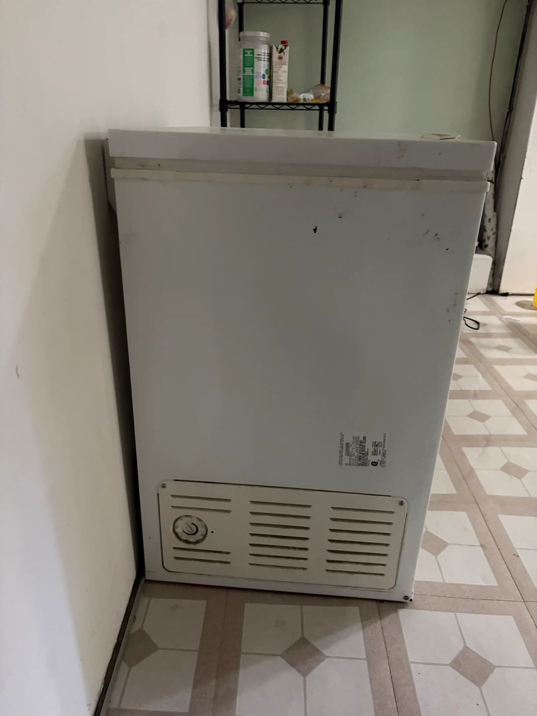 Frigidaire Chest Freezer - photo 3