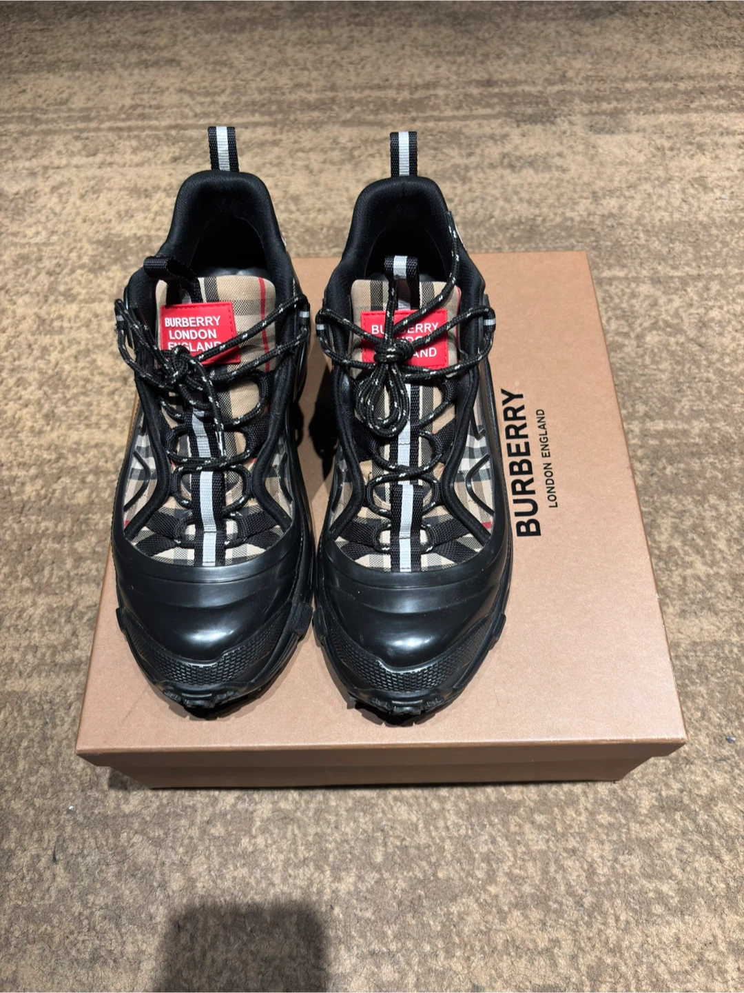 Burberry Arthur Vintage  Low Top Sneakers - US 11 Men - photo 2