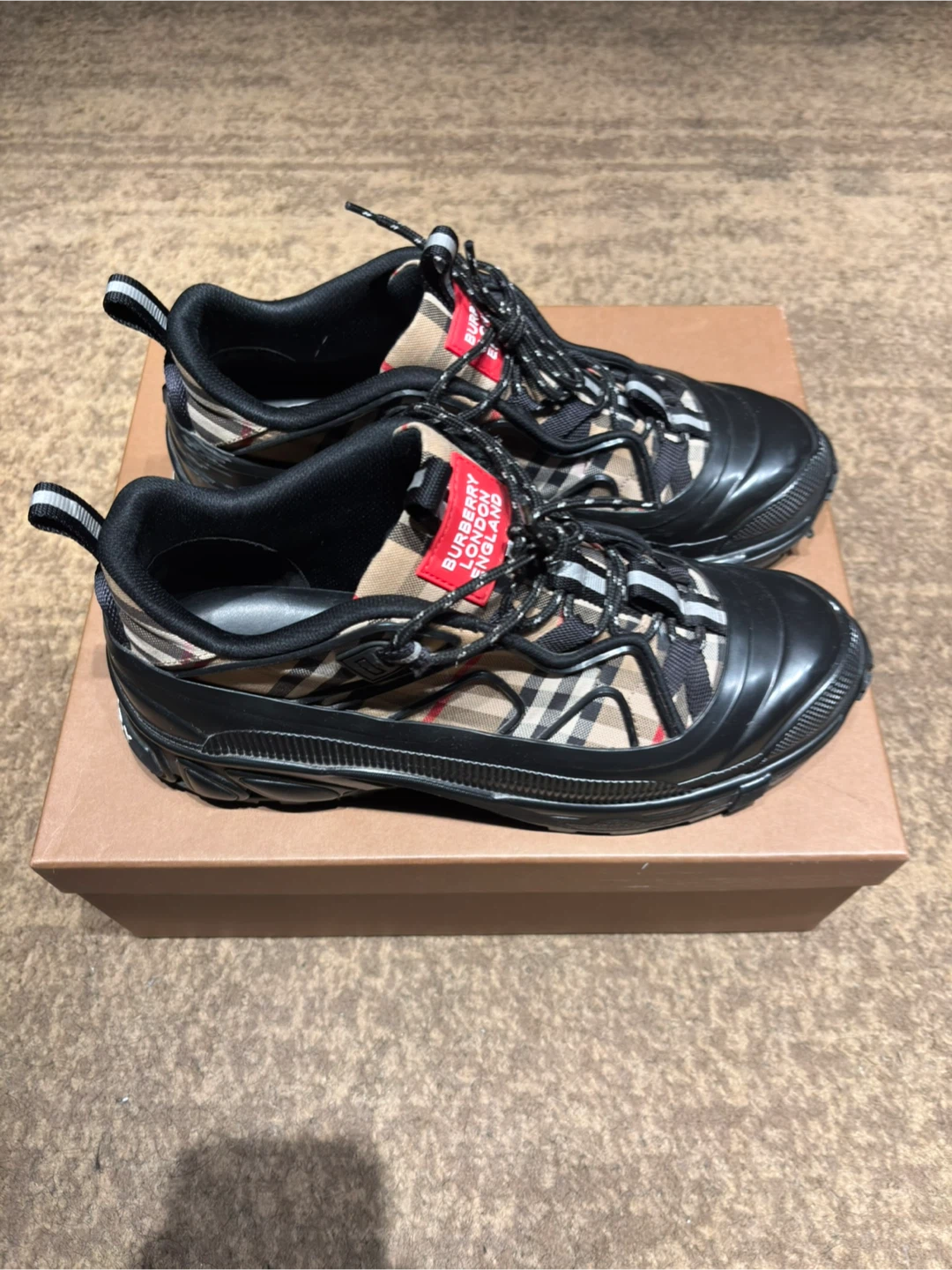 Burberry Arthur Vintage  Low Top Sneakers - US 11 Men - photo 4