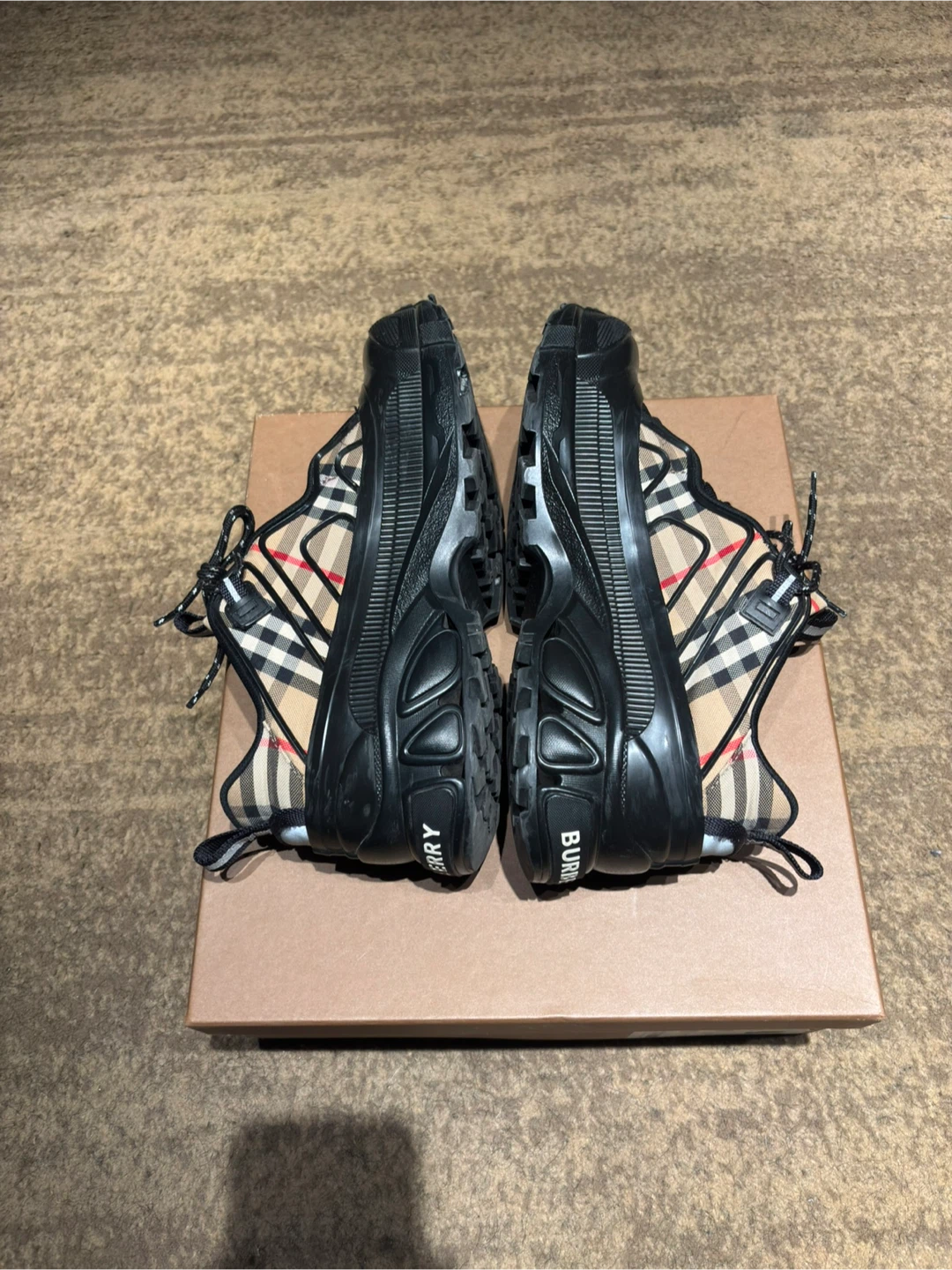 Burberry Arthur Vintage  Low Top Sneakers - US 11 Men - photo 5