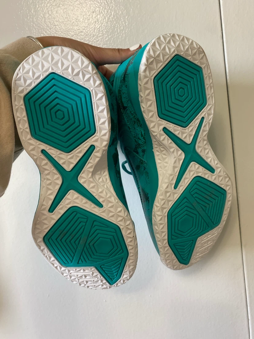 Teal Basketball Shoes - photo 2