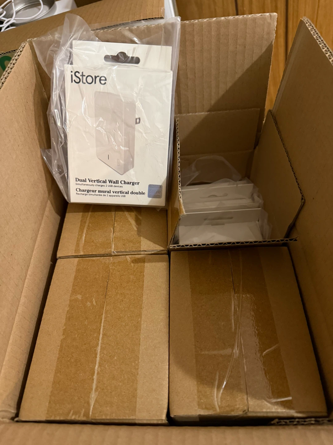 Bulk iStore Dual Vertical Wall Charger - 60 pieces