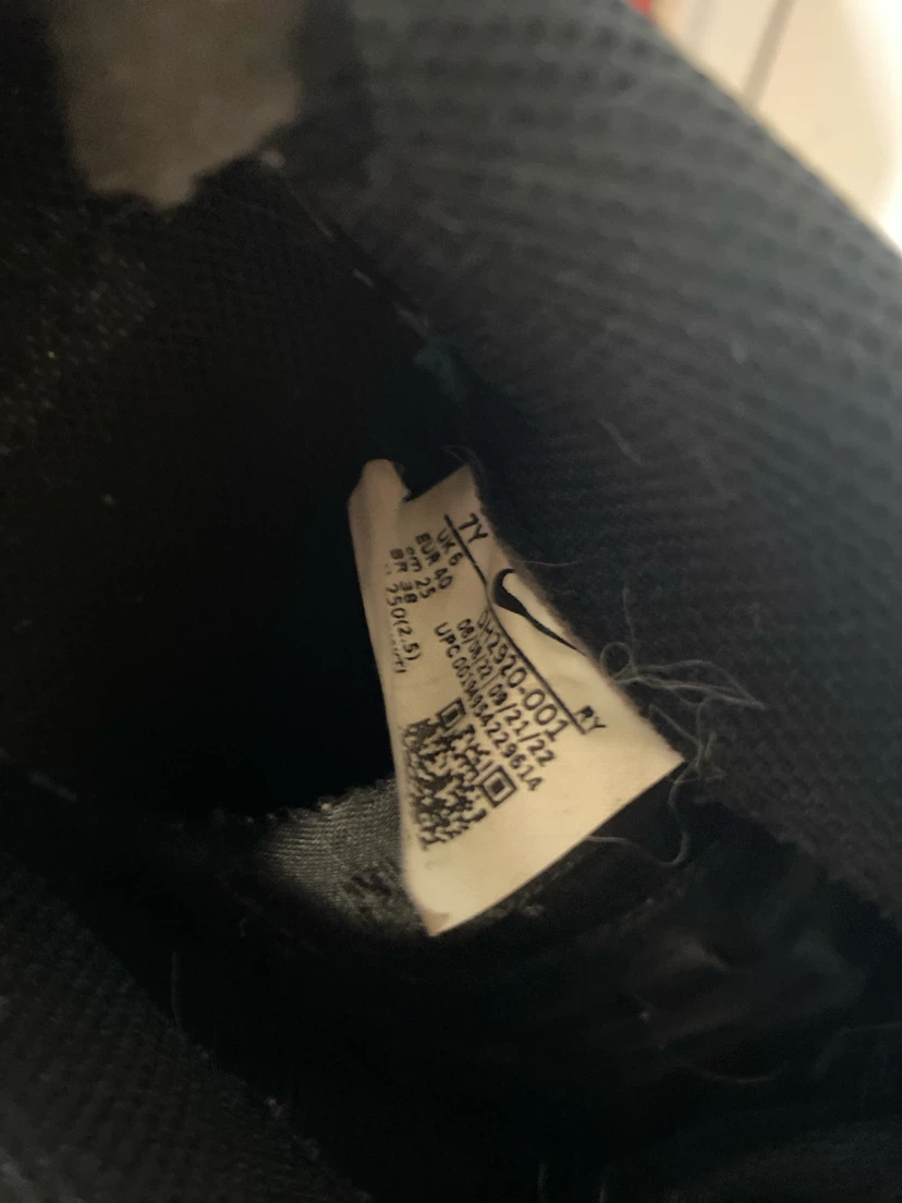 Nike Air Force 1 Black Youth Size 7Y - photo 5