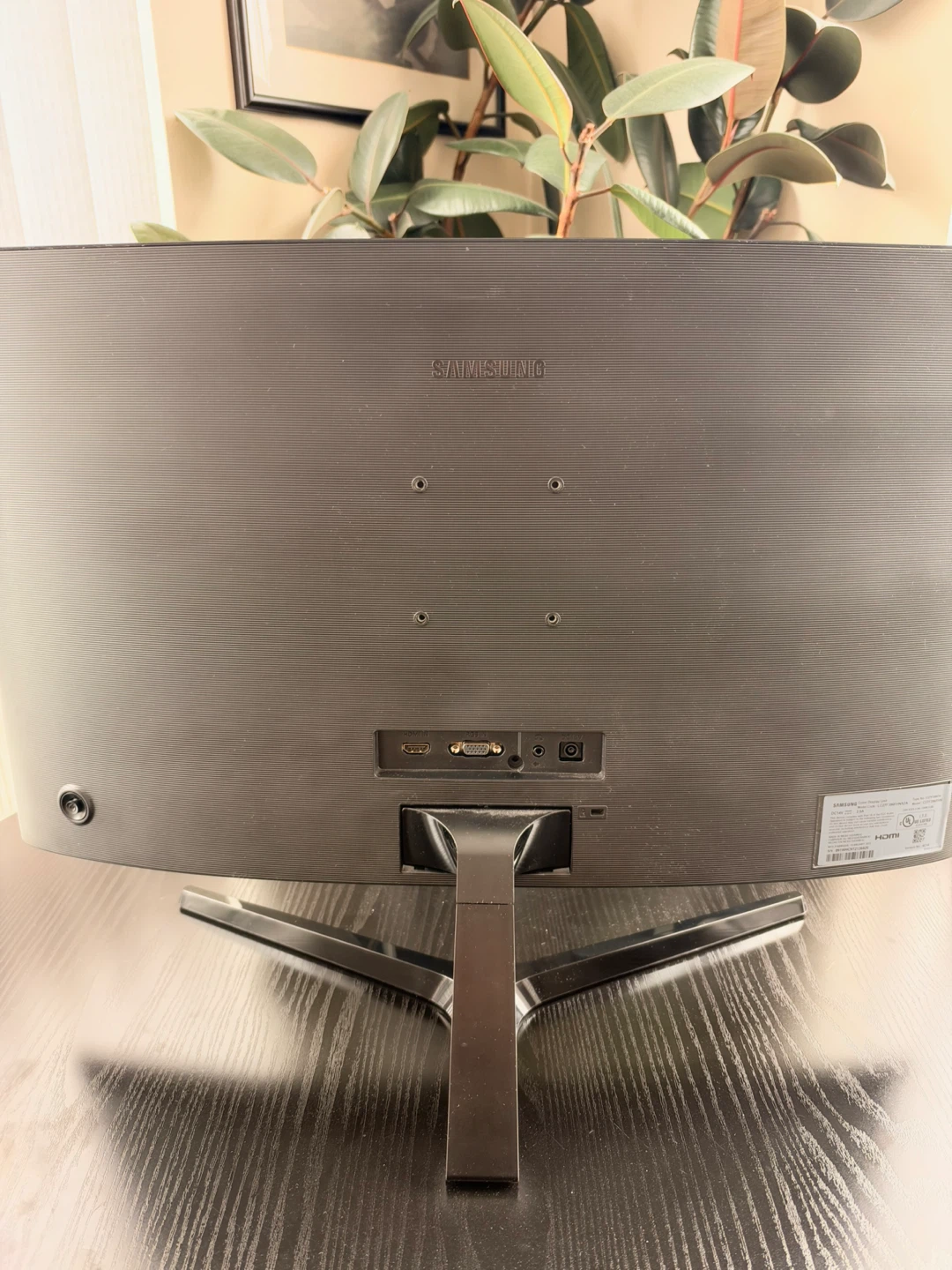 Samsung 32" FHD Curved Monitor - photo 2