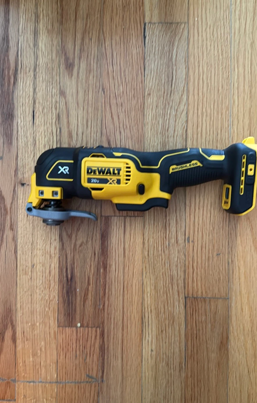 DeWalt 20V XR Brushless Oscillating Multi-Tool