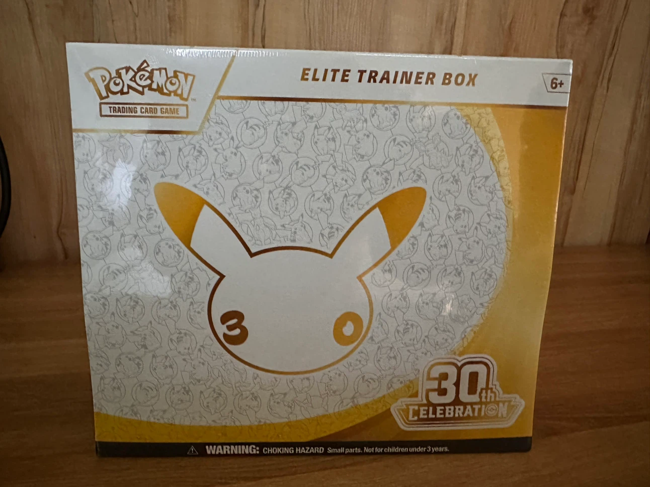 Pokemon 30th Anniversary Elite Trainer Box