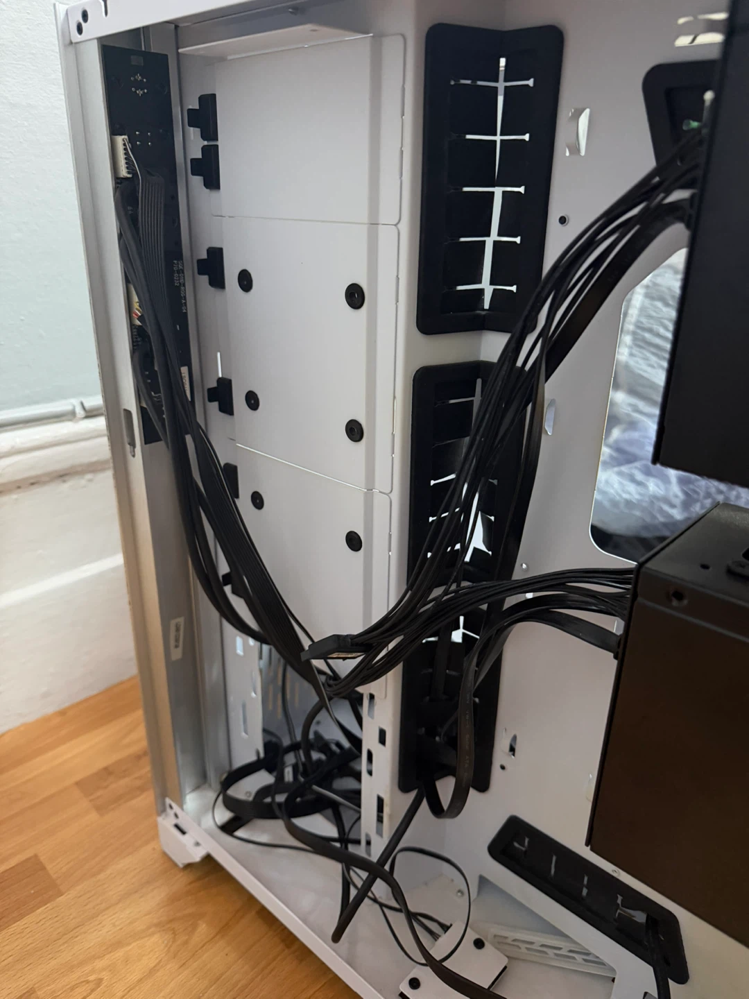Lian Li O11 Dynamic PC Case - White - photo 5