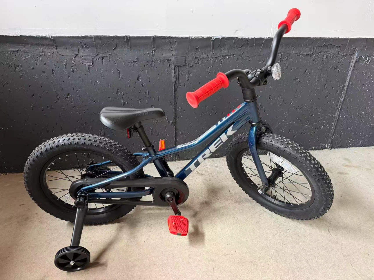 Trek Precaliber 16 Kids Bike - photo 2