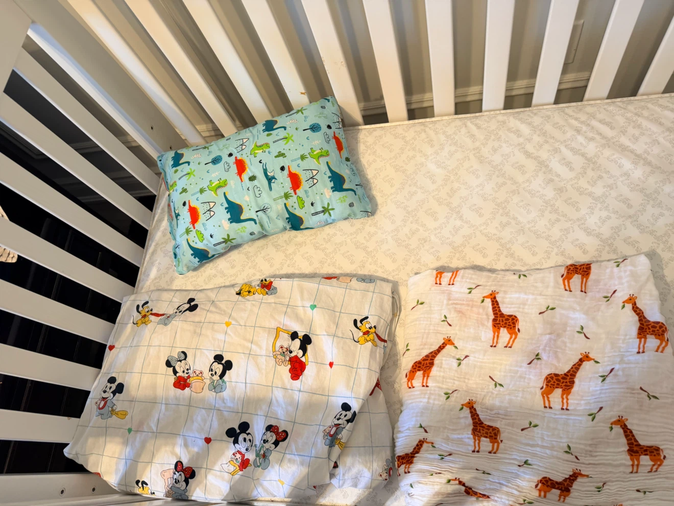 White Wooden Baby Crib - photo 3