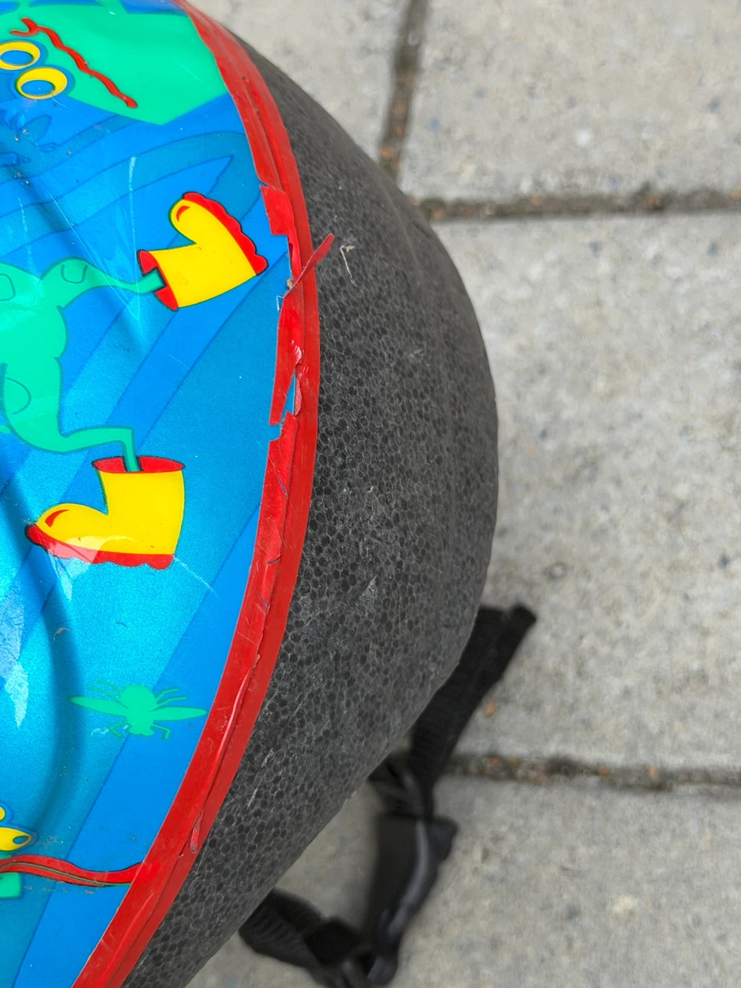 Bell toddler helmet frog design - photo 2