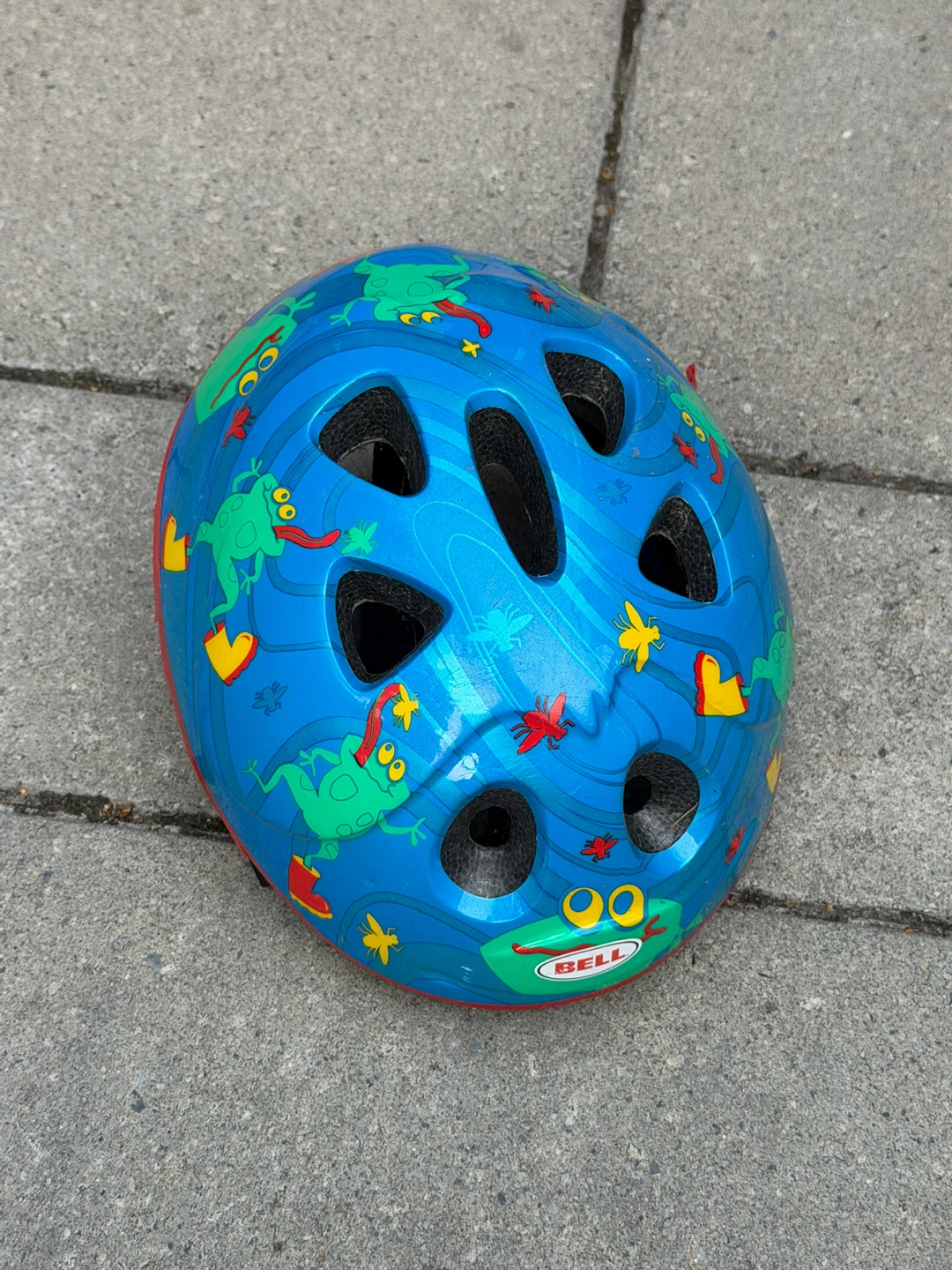 Bell toddler helmet frog design - photo 4