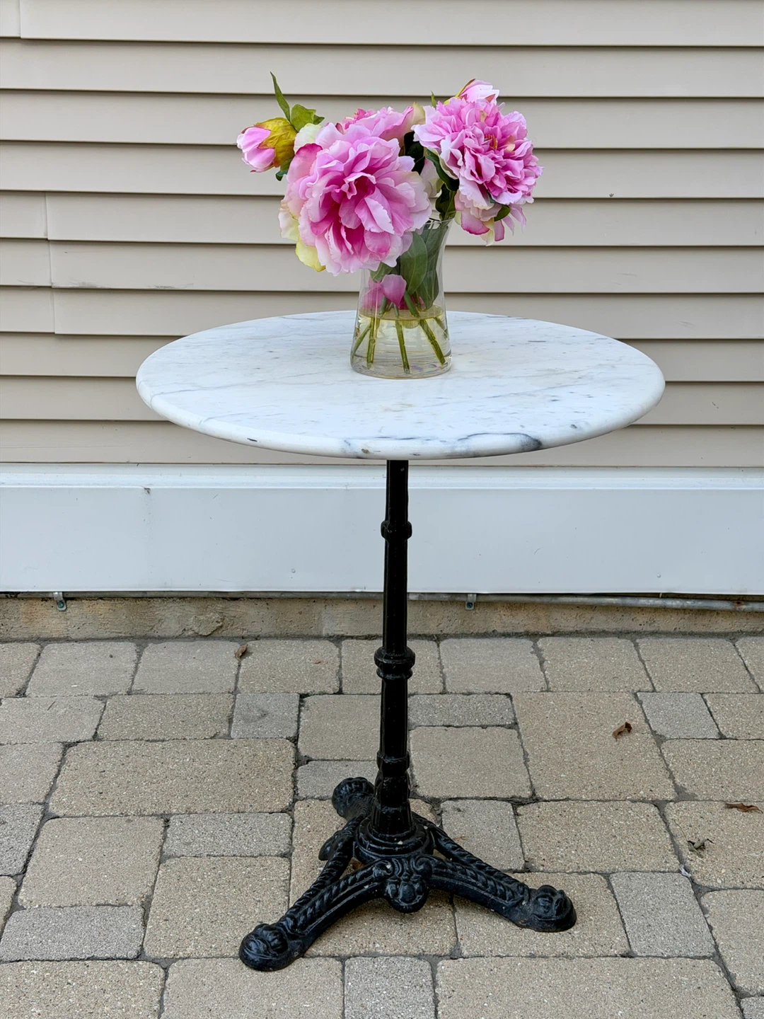 MARBLE TABLE WITH BLACK BASE - photo 2