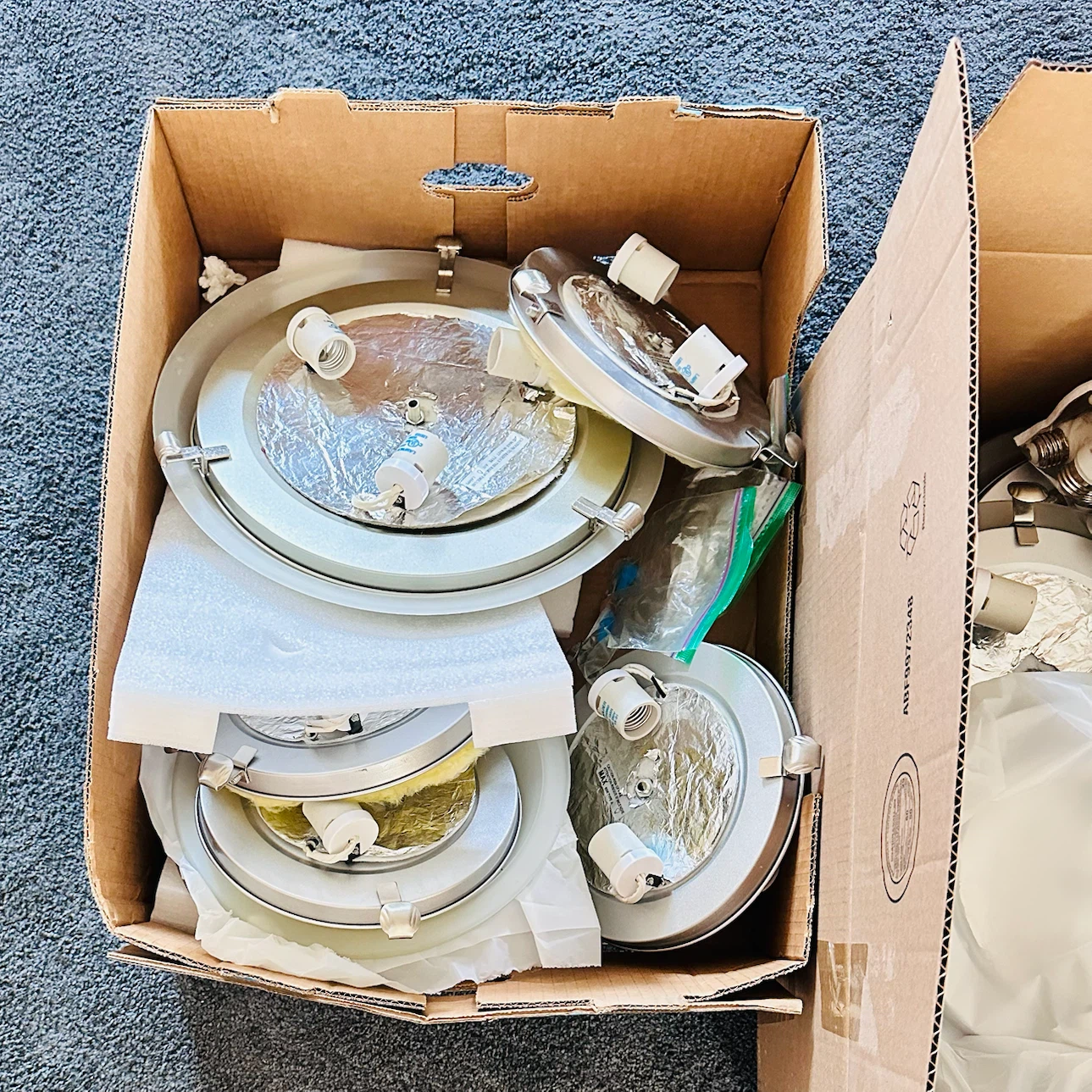 Hampton Bay Ceiling Lights (a total of 11, sold as a package) - photo 3