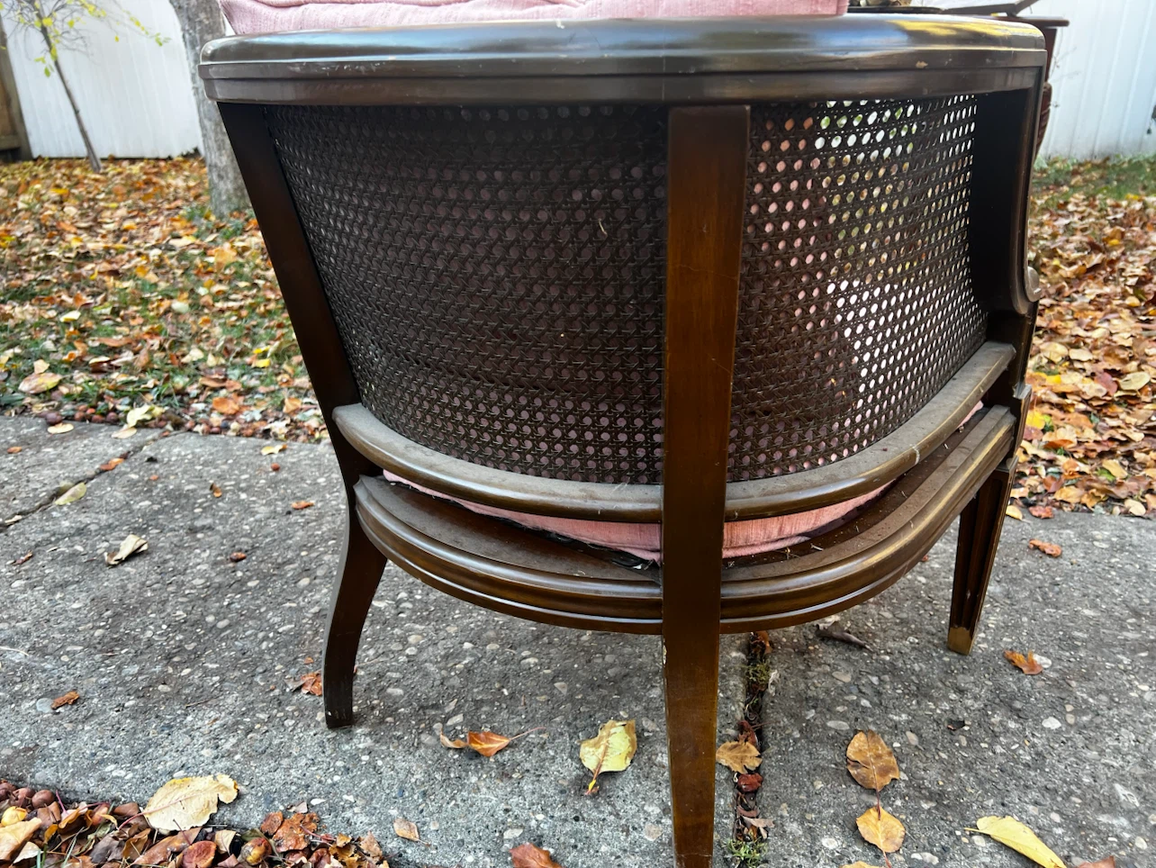 Beautiful vintage solid wood cane back chair - photo 3