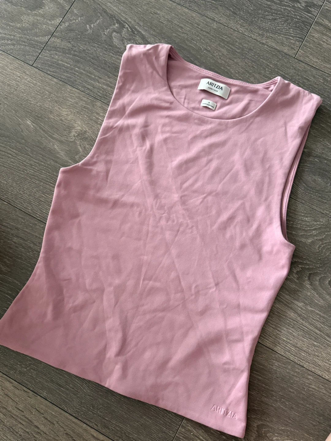 Aritzia Contour Sleeveless Tank Top - photo 2