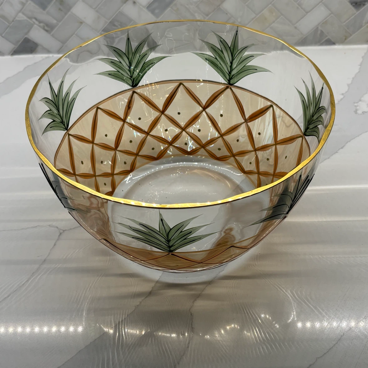Crystal Clear 11-inch Pineapple Glass Bowl - photo 3