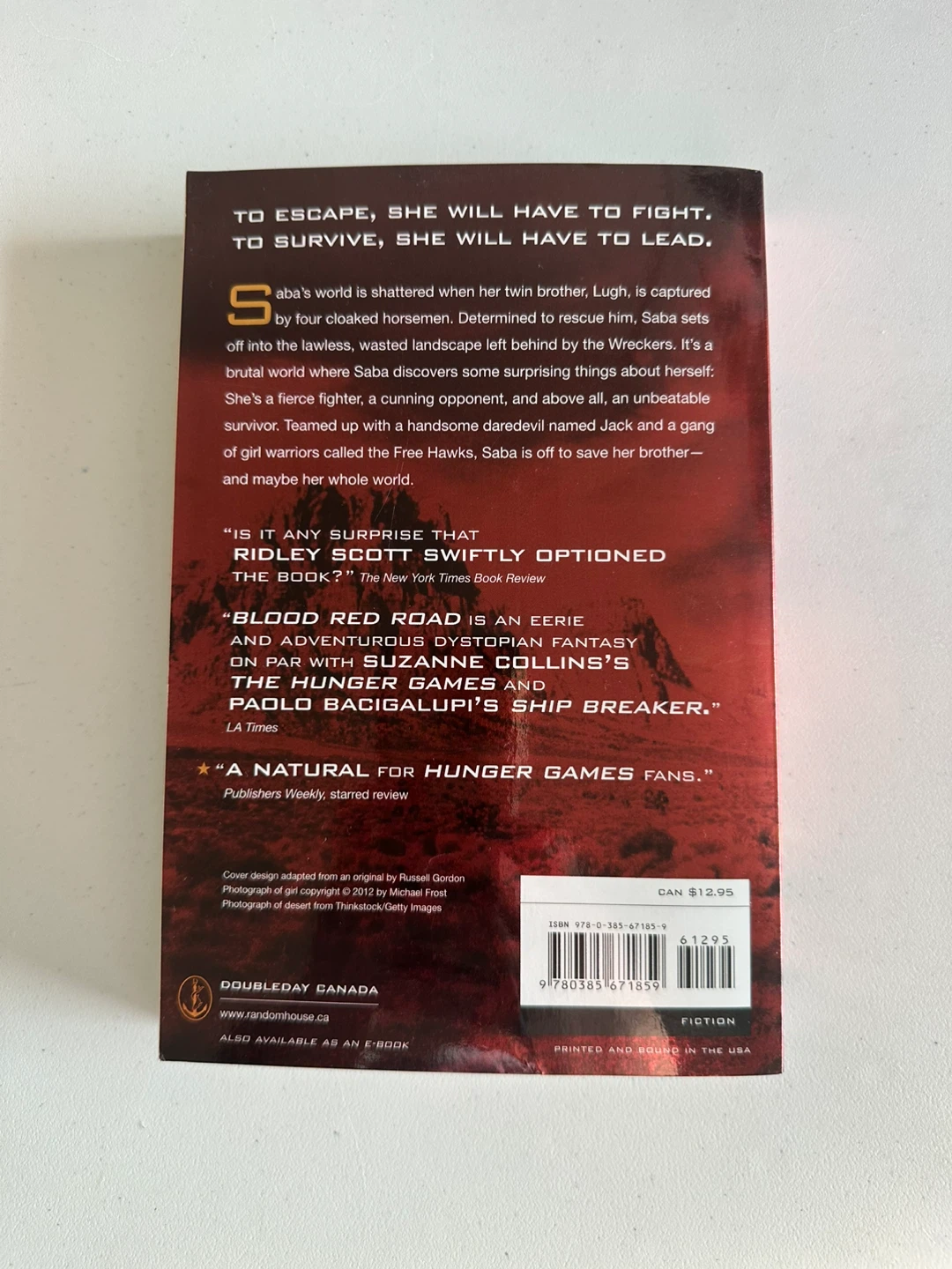 Blood Red Road by Moira Young - photo 2