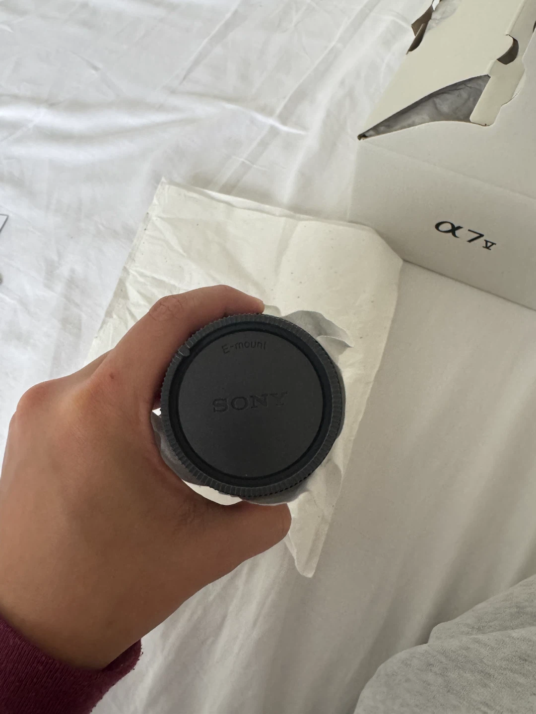 Sony FE 28-70mm f/3.5-5.6 II OSS Lens - photo 3