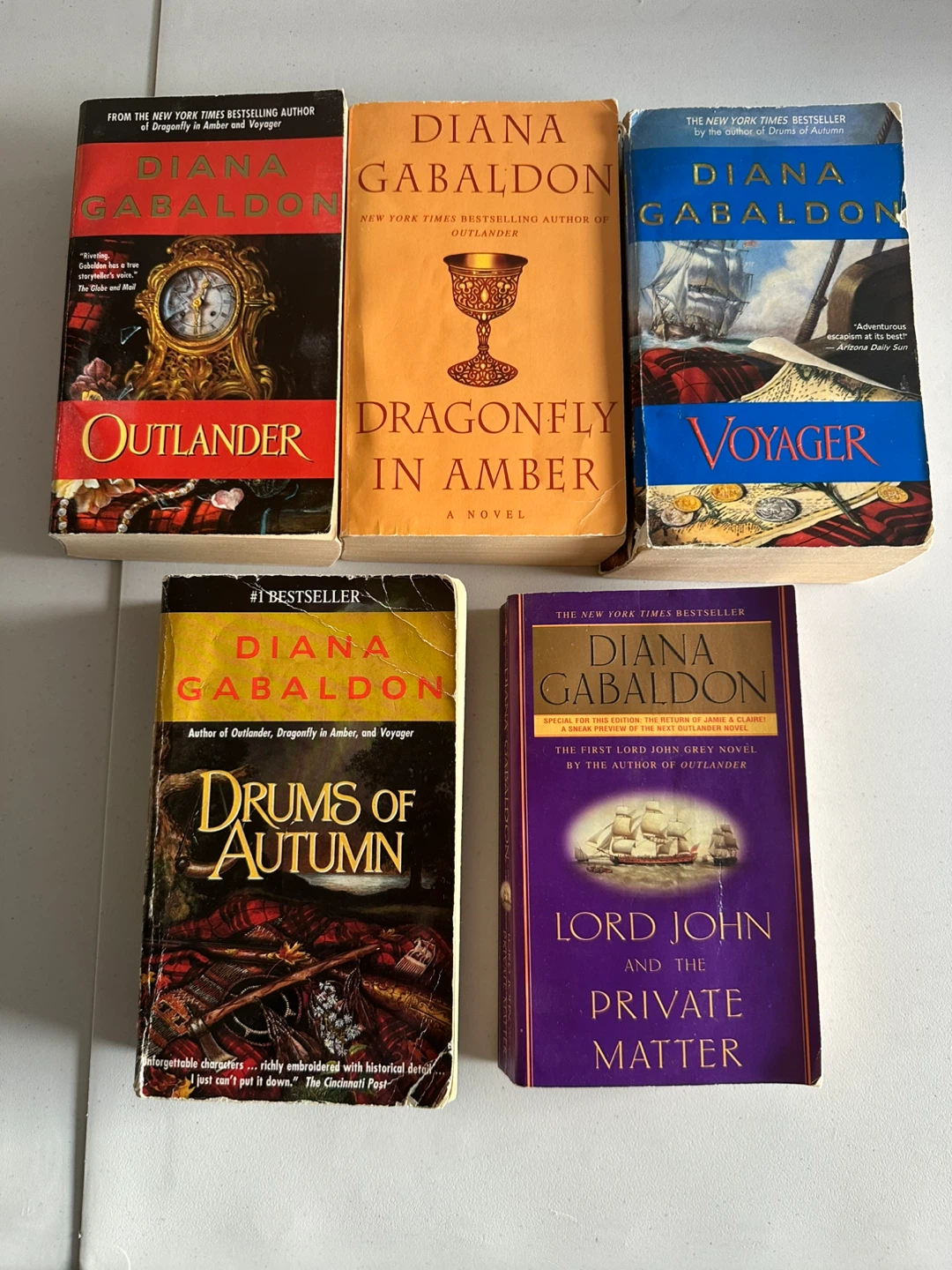5 Diana Gabaldon Outlander series books