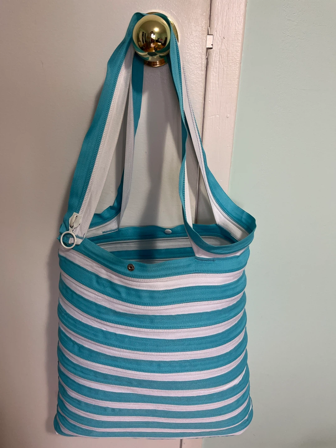 Striped Tote Bag with Zipper Design