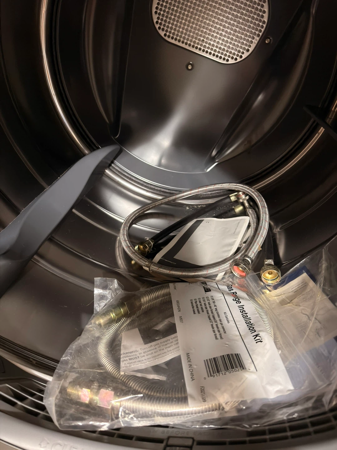 Electrolux Laundry Tower - photo 4