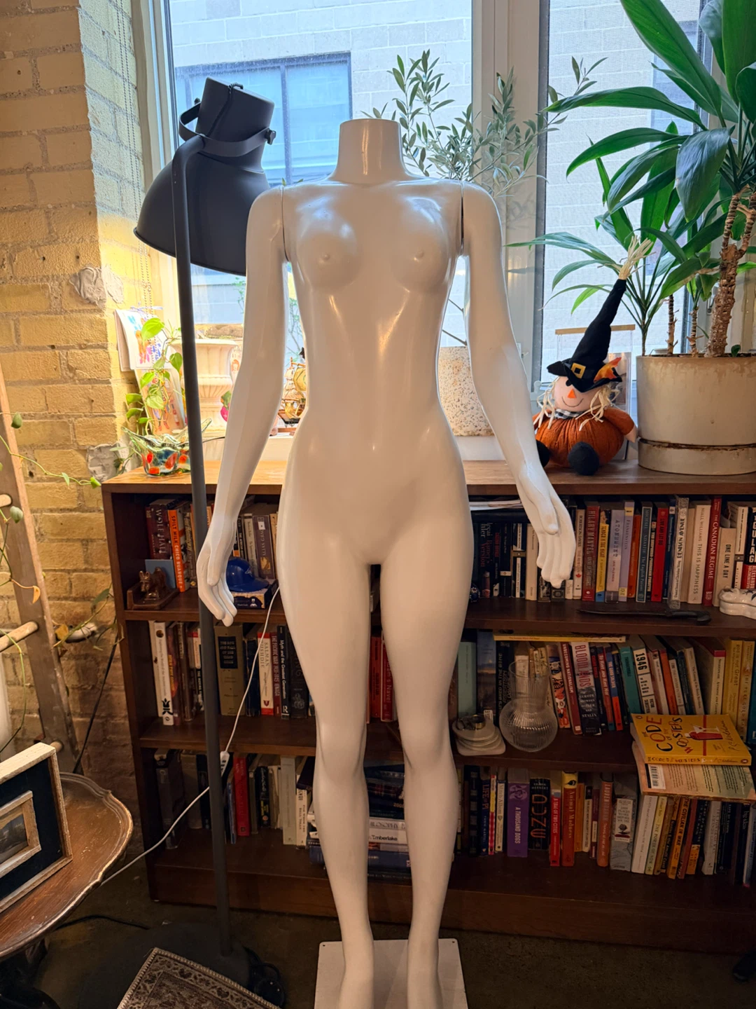 Female Glossy White Mannequin