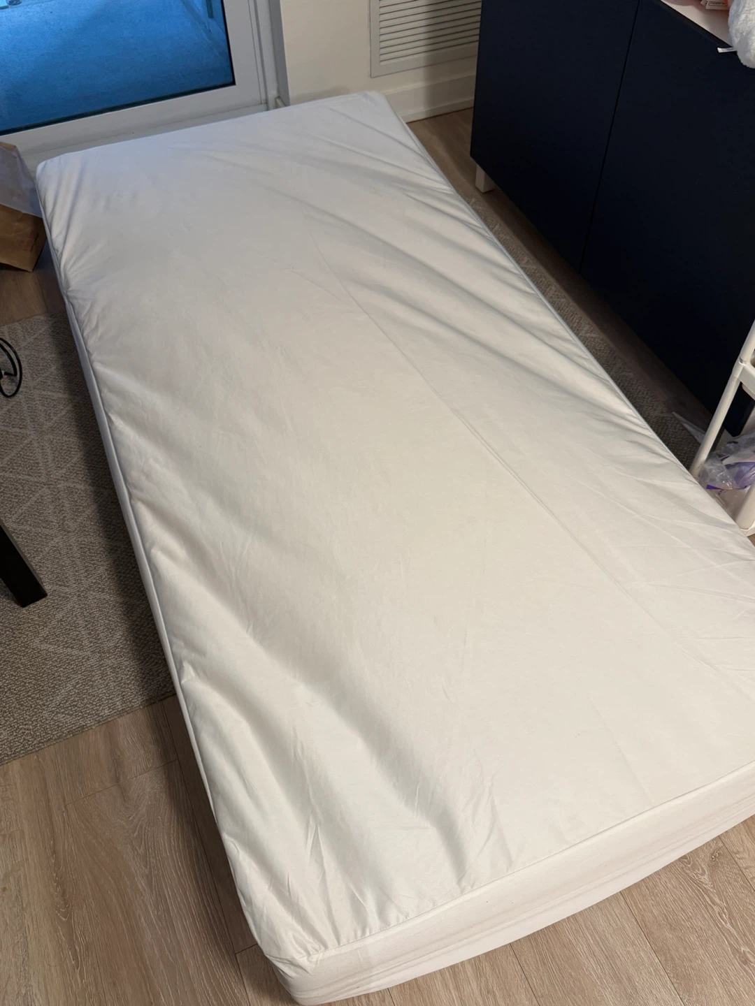 Twin mattress