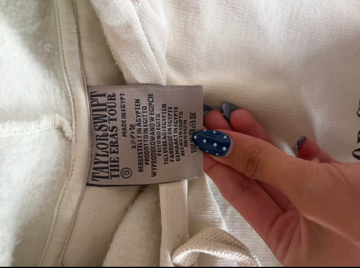 Taylor Swift Eras Tour Sweater - photo 4