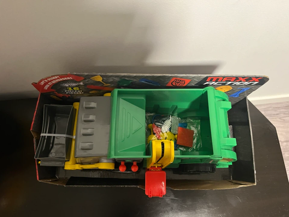 Maxx Action 3-in-1 Recycler Truck Toy - photo 2