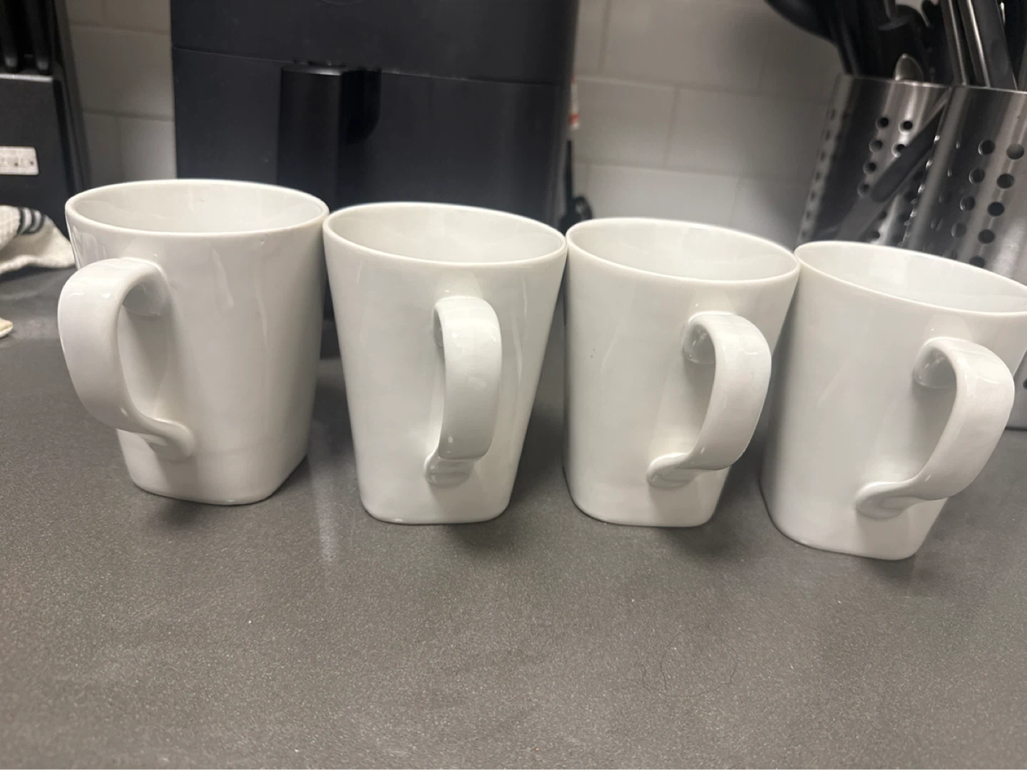 Set of 4 Threshold Porcelain Mugs - photo 3