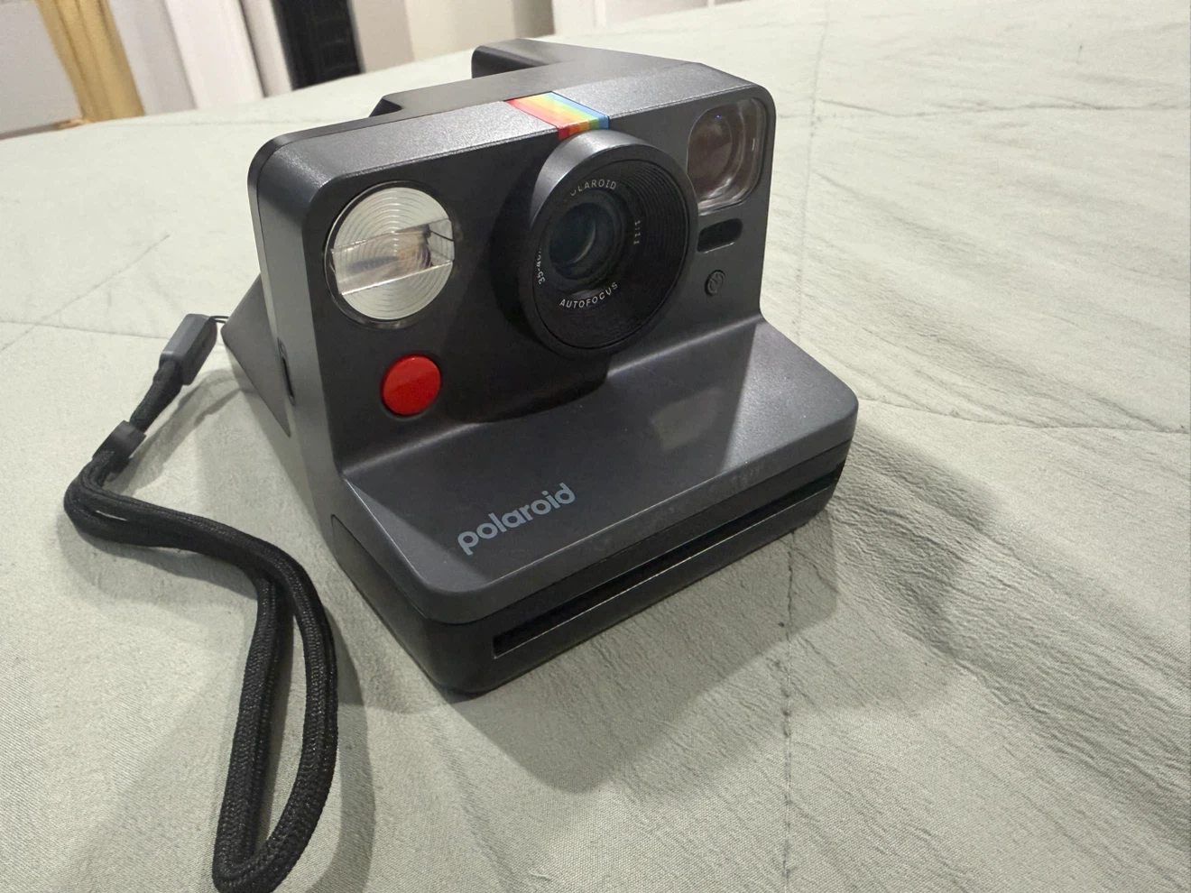 Polaroid Now Instant Camera - photo 4
