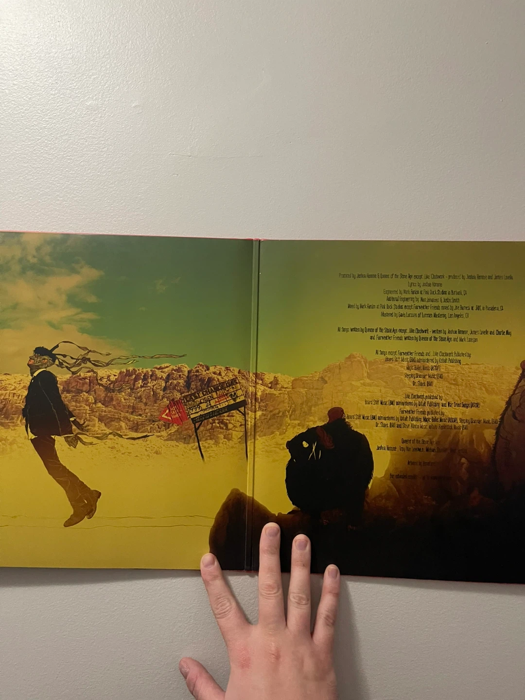 Queens of the Stone Age ...Like Clockwork Vinyl signed - photo 3
