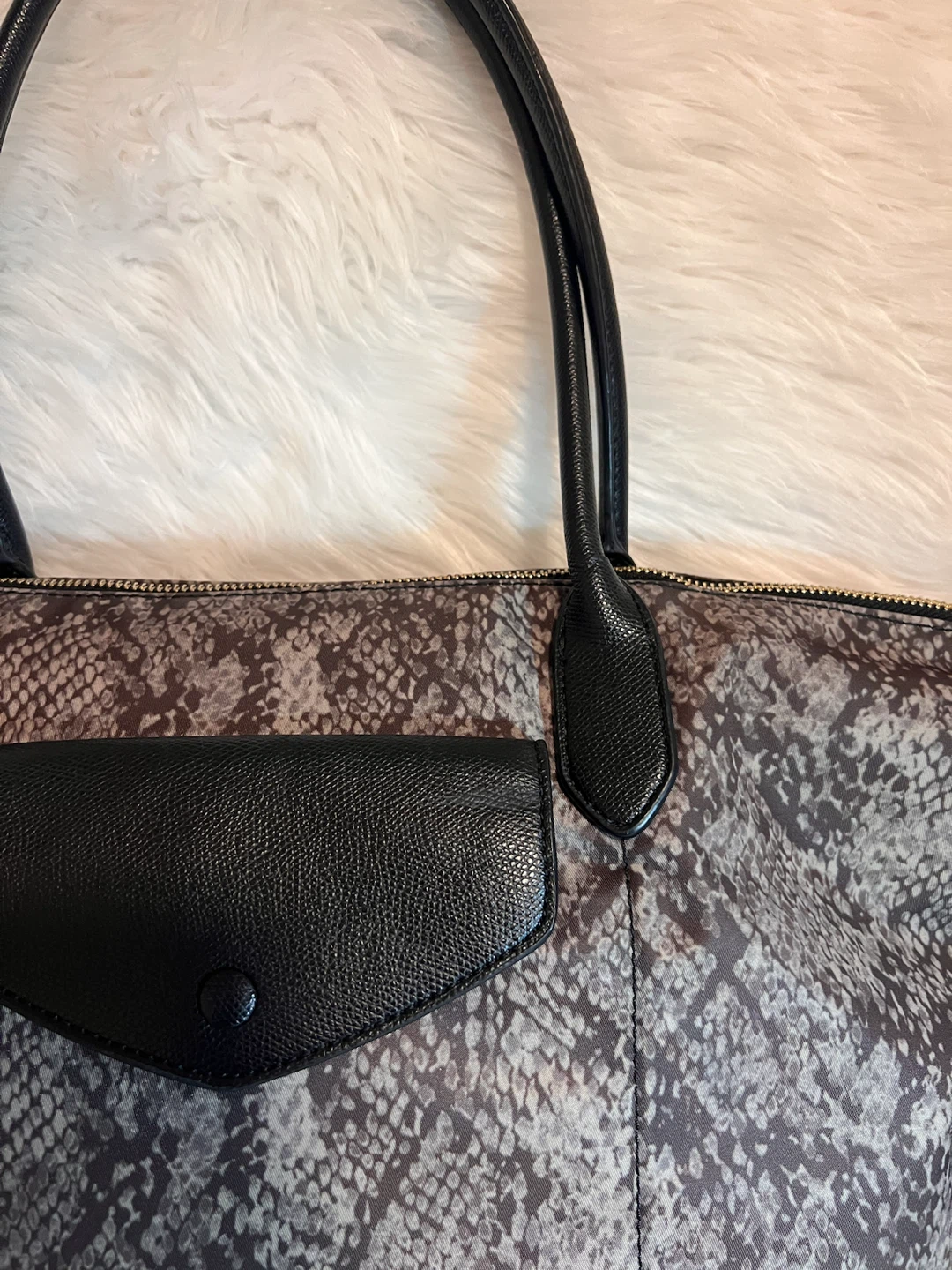 Banana Republic Snakeskin Pattern Tote - photo 4
