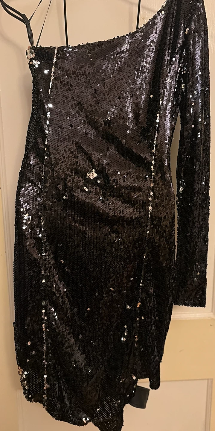 Empire Black Sequin One-Shoulder Dress - photo 4