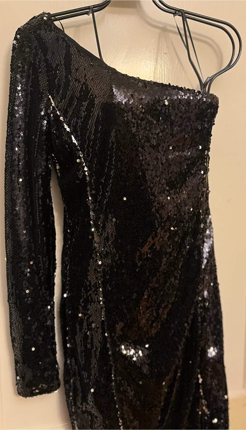 Empire Black Sequin One-Shoulder Dress - photo 5
