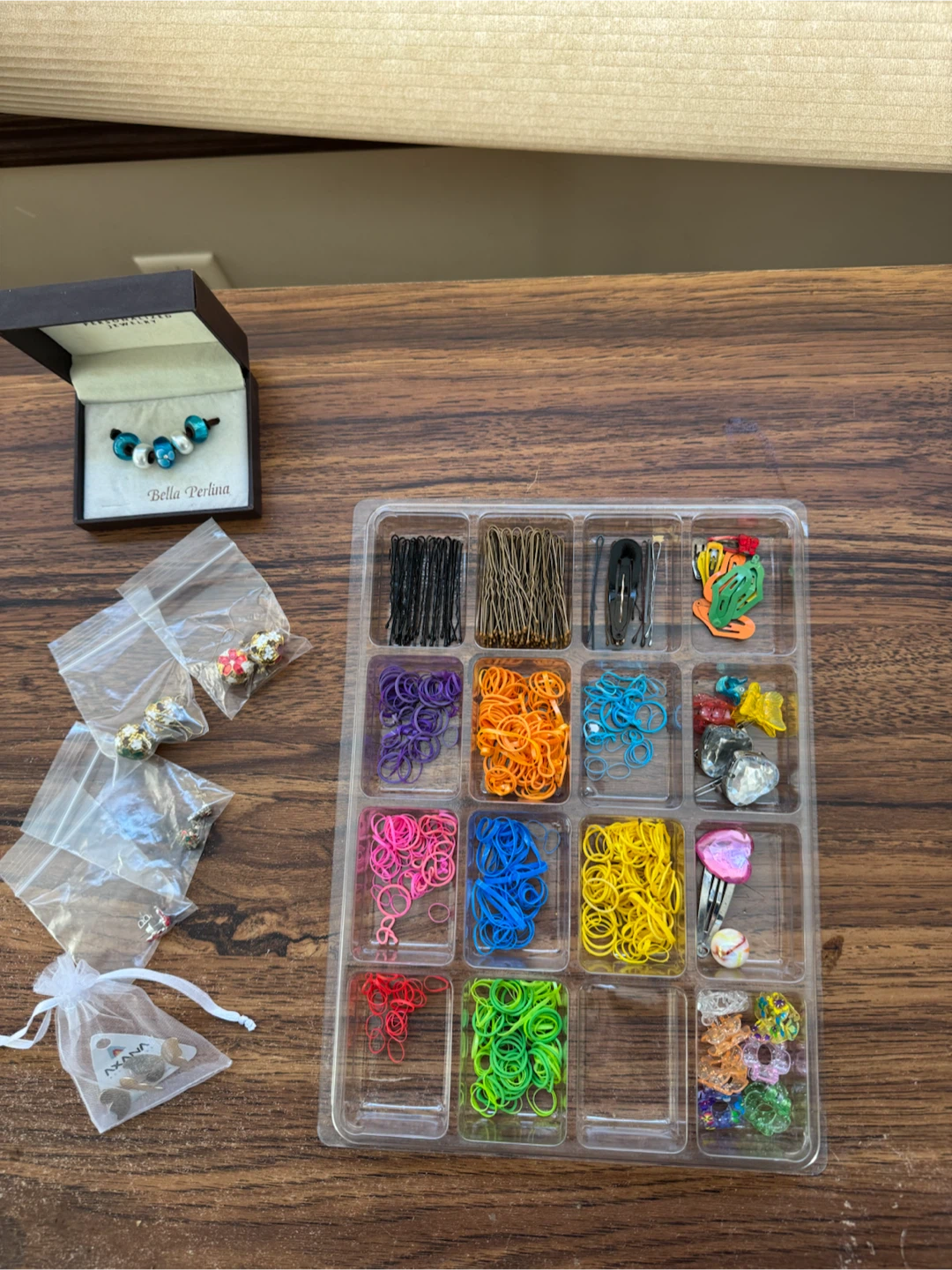 Hair Accessory Organizer with Elastics and Clips