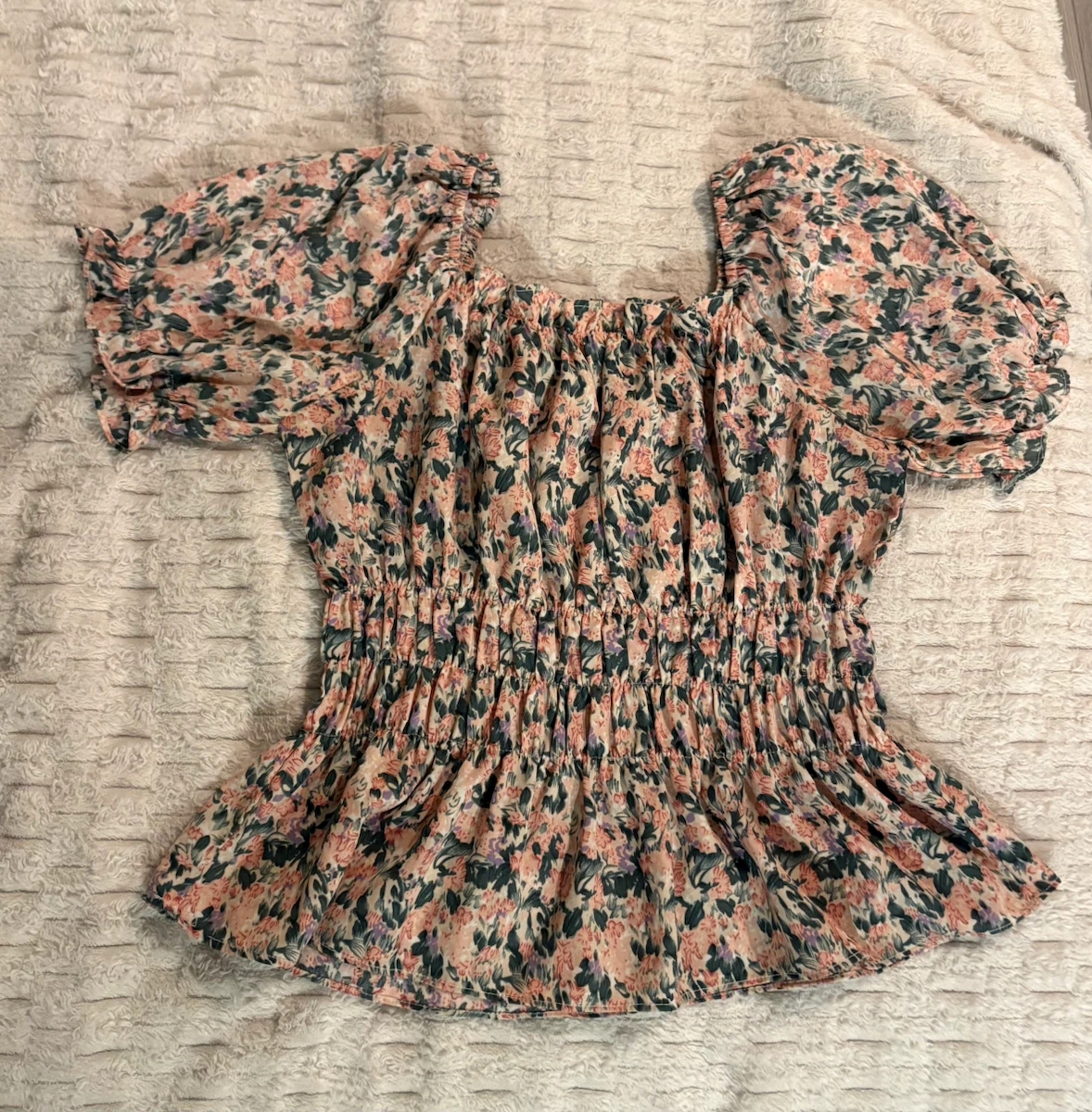 Floral Print Shirred Peplum Top