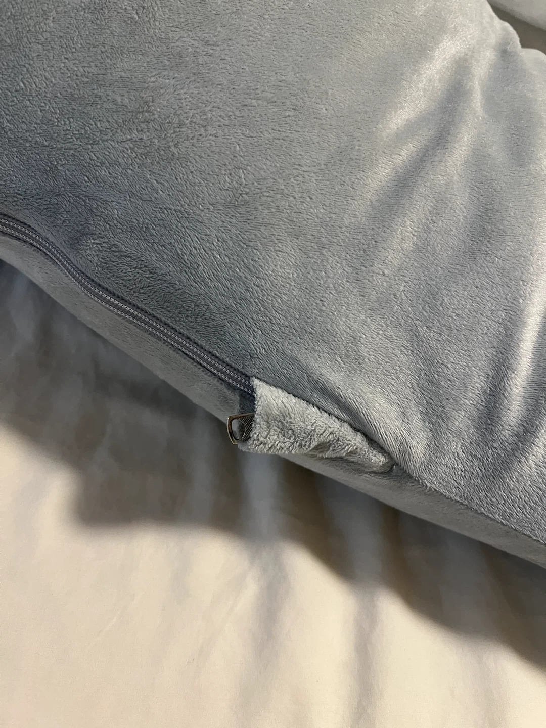 U-Shaped Grey Pregnancy Pillow - photo 3