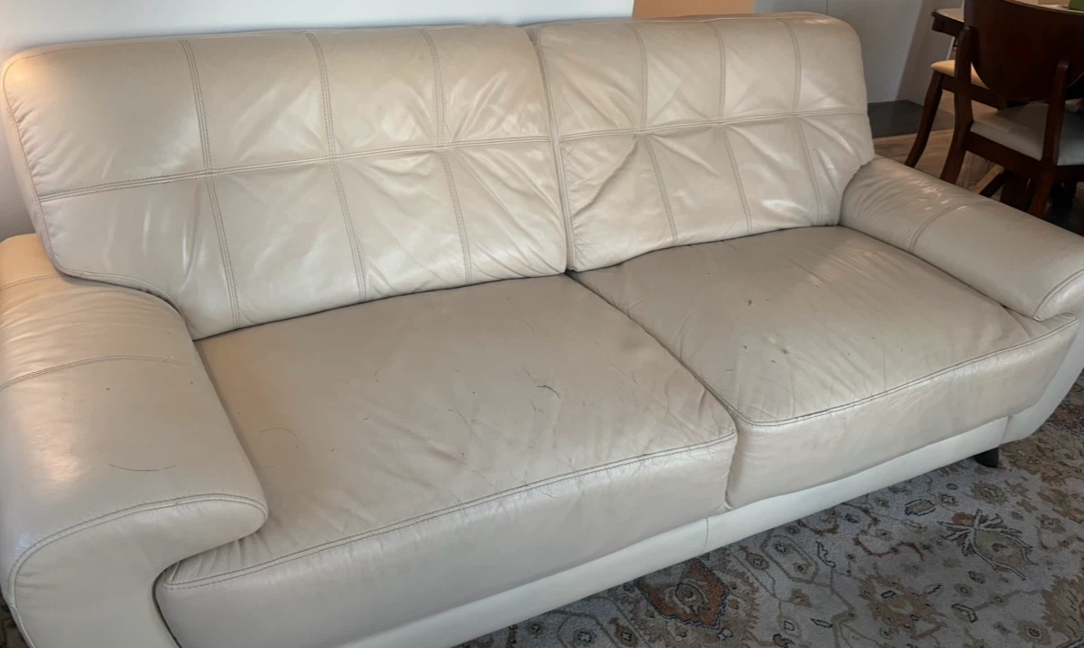 Stylish modern Leather sofa+ love seat set