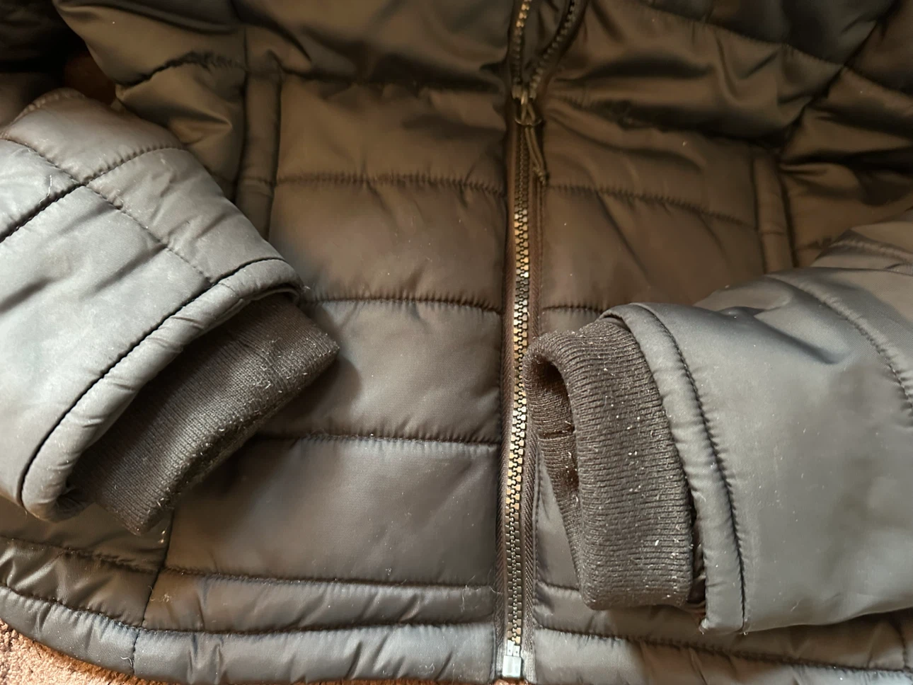 Ladies black puffer jacket - photo 2