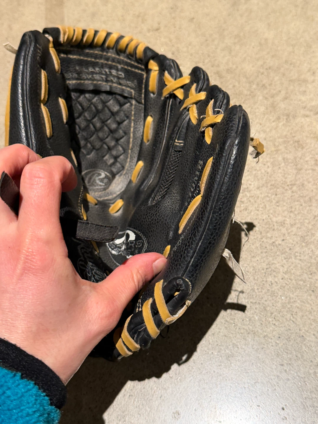 Rawlings is 10-inch kids Baseball Glove - photo 3
